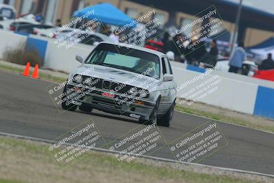 media/Dec-19-2025-Lucky Dog Racing (Fri) [[3b7b1b5fc8]]/Intermediate Low/Session 2 Turn 1/